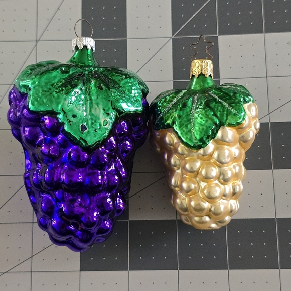 Hand Blown Grape Cluster Christmas Ornament Purple Gold Glitter West Germany - Picture 1 of 12
